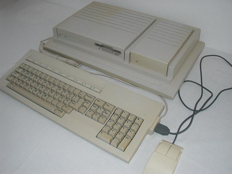 Atari TT 030 (2).jpg